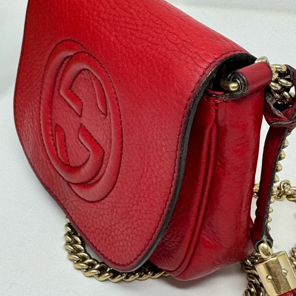 💯 Authentic Gucci Red Soho Small Crossbody Bag with Iconic GG Logo - Picture 3 of 10